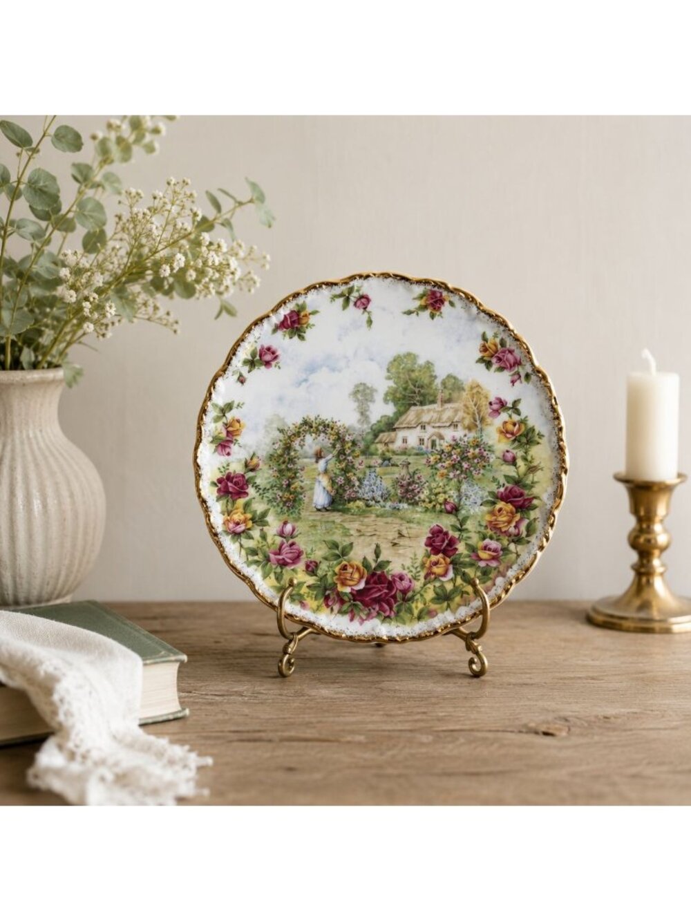 Royal Albert Old Country Roses Garden Plate, Cottagecore Floral Display Plate